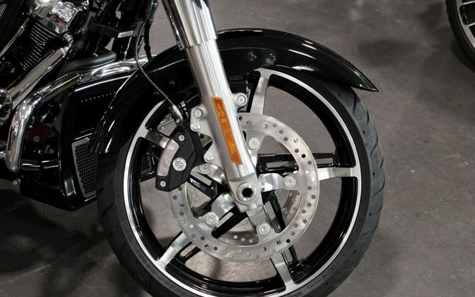 New 2025 Harley-Davidson Street Glide Grand American Touring Motorcycle For Sale In Medina, OH