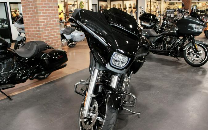 New 2025 Harley-Davidson Street Glide Grand American Touring Motorcycle For Sale In Medina, OH
