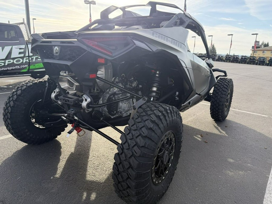 2026 Can-Am® Maverick R X rc with Smart-Shox