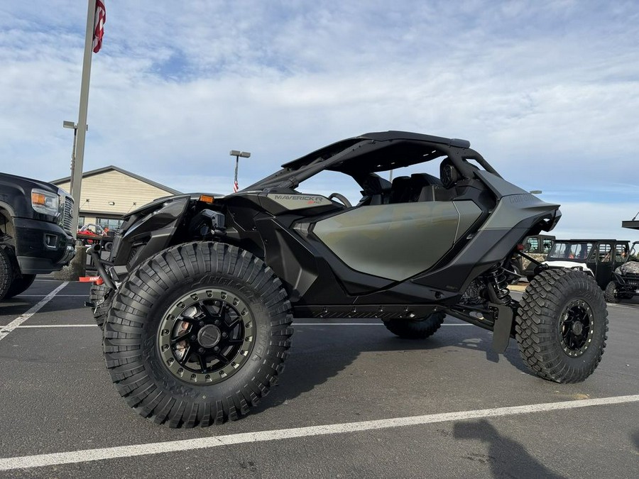 2026 Can-Am® Maverick R X rc with Smart-Shox