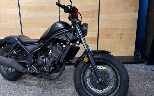 2026 Honda Rebel® 300 E-Clutch