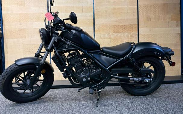 2026 Honda Rebel® 300 E-Clutch