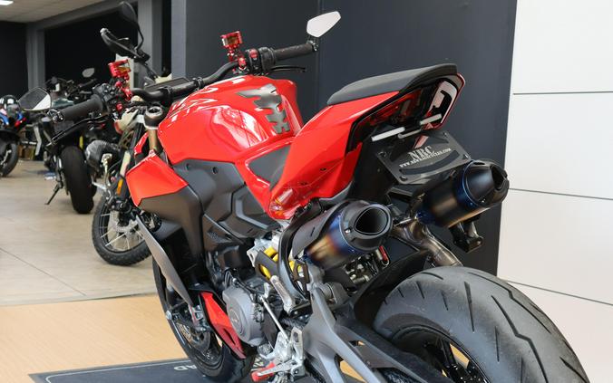 2026 Ducati STREETFIGHTER V2