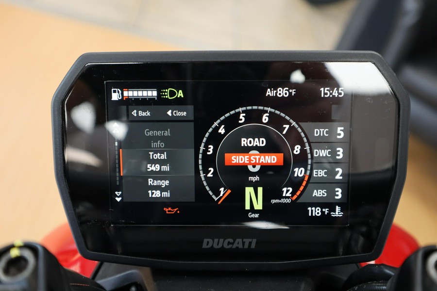 2026 Ducati STREETFIGHTER V2