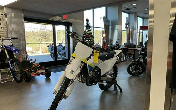 2025 Husqvarna FC 450