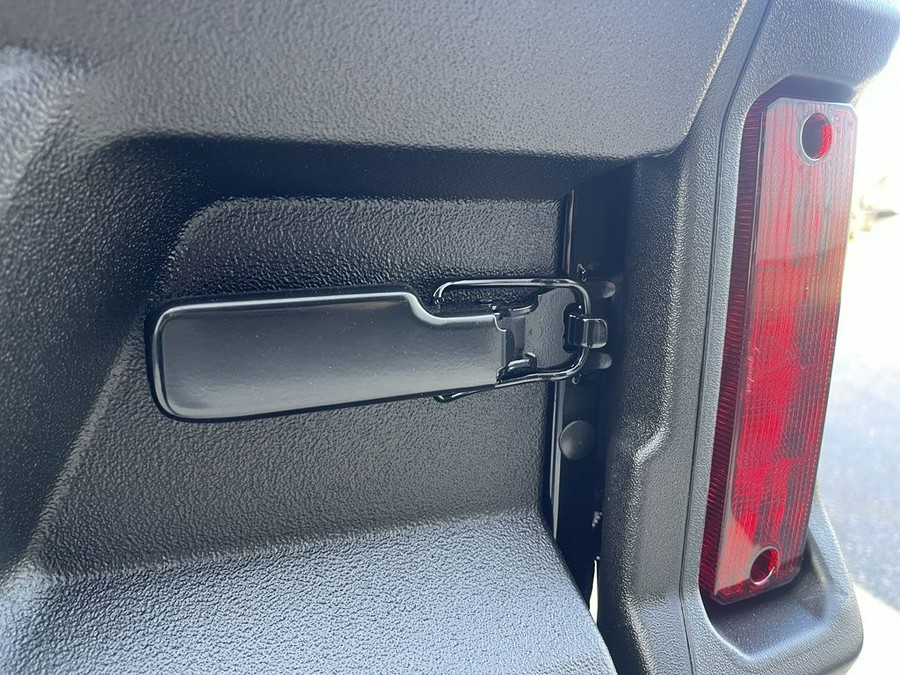 2025 Honda® Pioneer 1000-6 Deluxe Crew