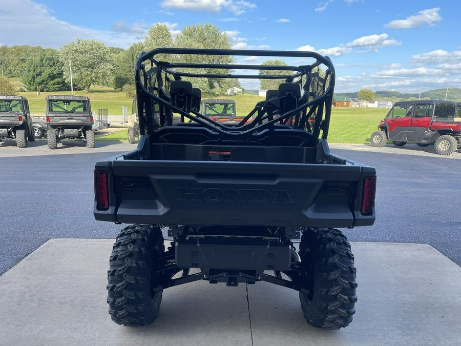 2025 Honda® Pioneer 1000-6 Deluxe Crew