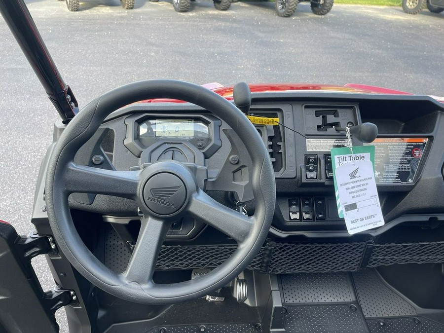 2025 Honda® Pioneer 1000-6 Deluxe Crew
