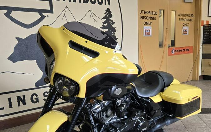 2023 Harley-Davidson® Street Glide® Special Prospect Gold - Black Finish