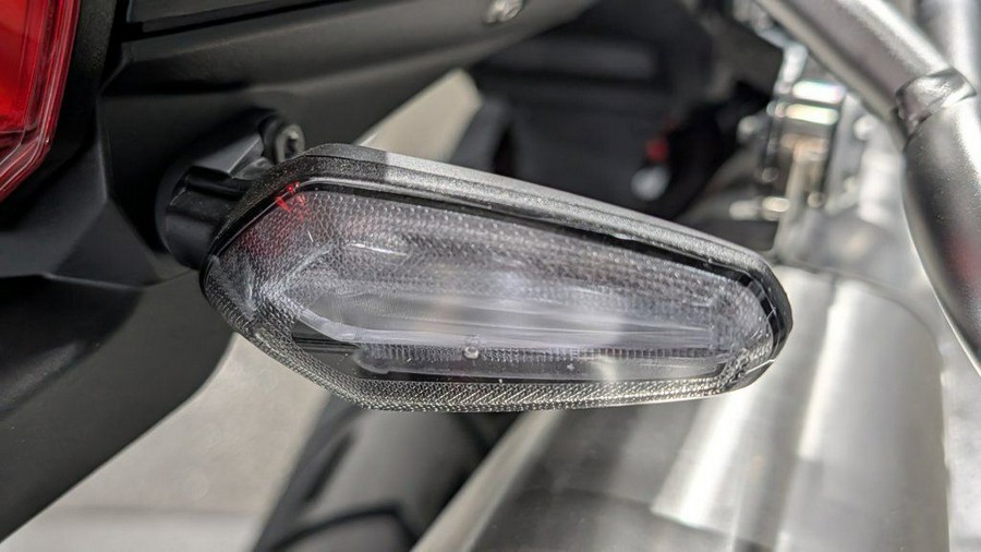 2025 BMW F 900 GS Adventure White Aluminum Metallic Matte