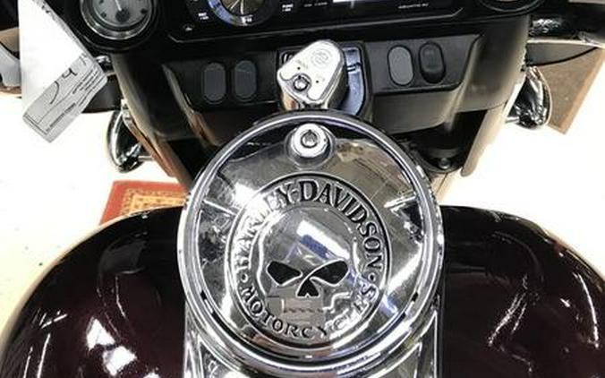 2006 Harley-Davidson® FLHX - Street Glide®