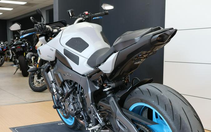 2025 Yamaha MT 10
