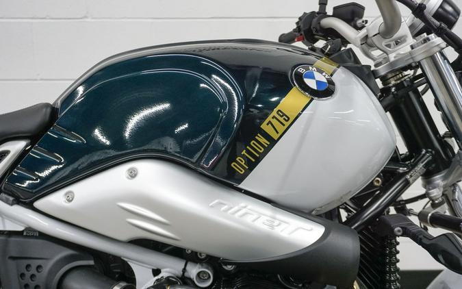 2023 BMW R nineT Pure 719 Pollux Metallic/Light White