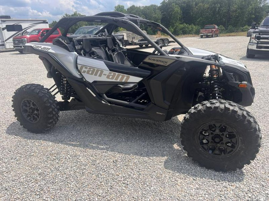 2024 Can-Am® Maverick X3 RS Turbo Catalyst Gray