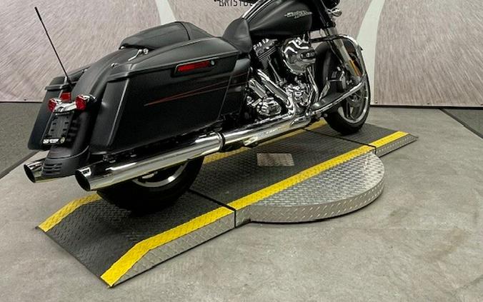 2014 FLHXS Street Glide Special