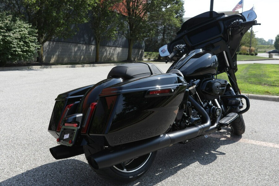 New 2025 Harley-Davidson Street Glide Grand American Touring Motorcycle For Sale In Medina, OH