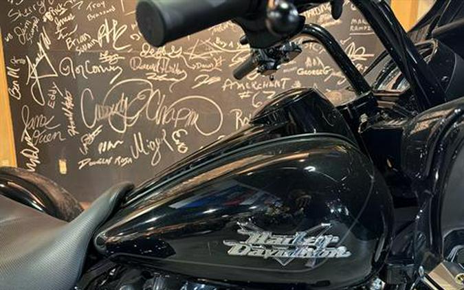 2024 Harley-Davidson Road Glide® 3