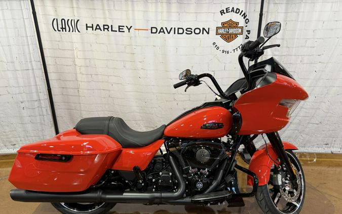 2026 Harley-Davidson® Road Glide® Blood Orange Black Trim