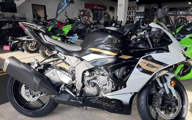 2026 Kawasaki Ninja® ZX™-6R ABS
