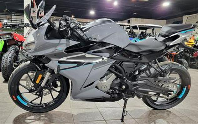 2023 CFMOTO 300SS ABS