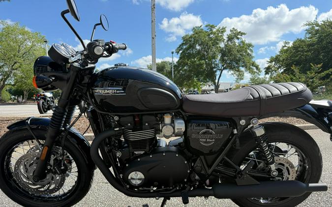 2026 Triumph Bonneville T120 Black