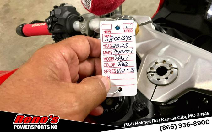 2025 Ducati PANIGALE V2