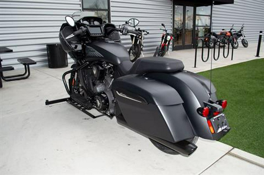 2024 Indian Motorcycle Challenger® Dark Horse® with PowerBand Audio Package