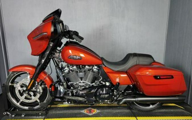 2024 Harley-Davidson Road Glide® FLTRX WHISKEY FIRE