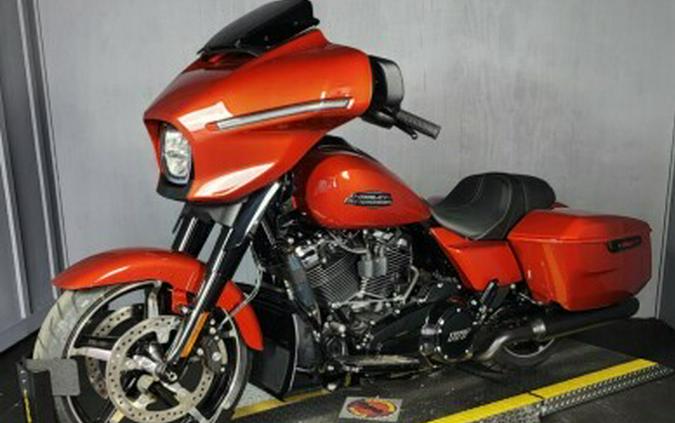 2024 Harley-Davidson Road Glide® FLTRX WHISKEY FIRE