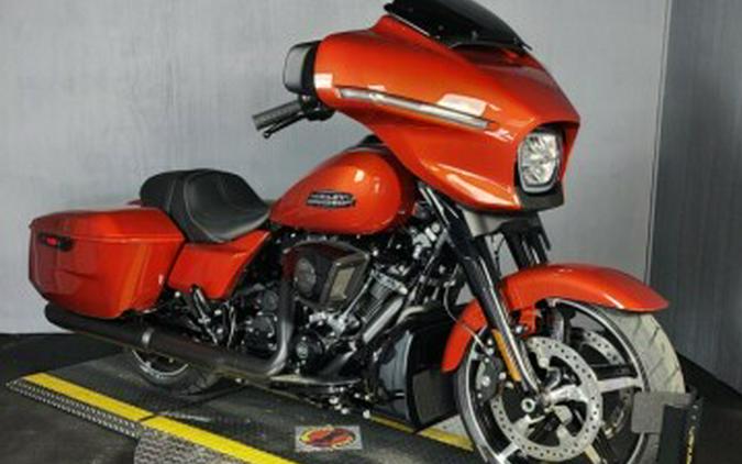 2024 Harley-Davidson Road Glide® FLTRX WHISKEY FIRE