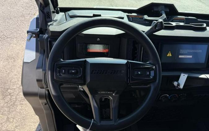 2026 Can-Am® Defender MAX Limited HD11