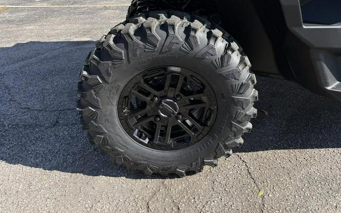 2026 Can-Am® Defender MAX Limited HD11