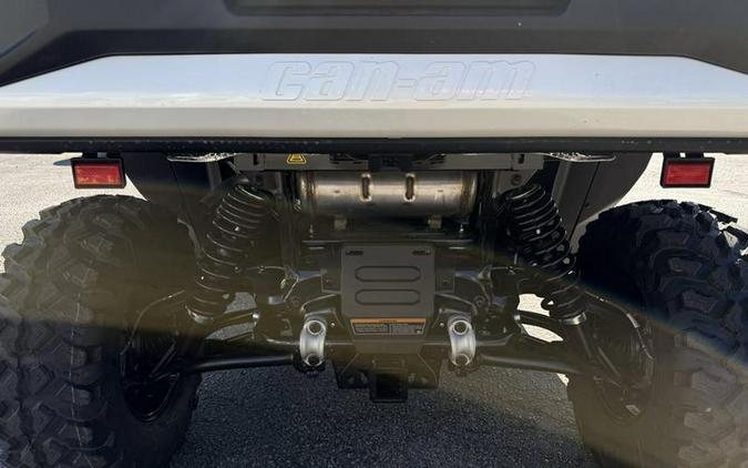 2026 Can-Am® Defender MAX Limited HD11