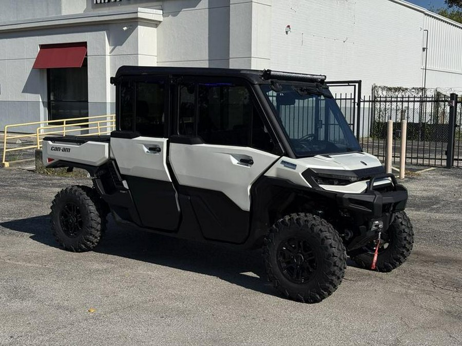 2026 Can-Am® Defender MAX Limited HD11