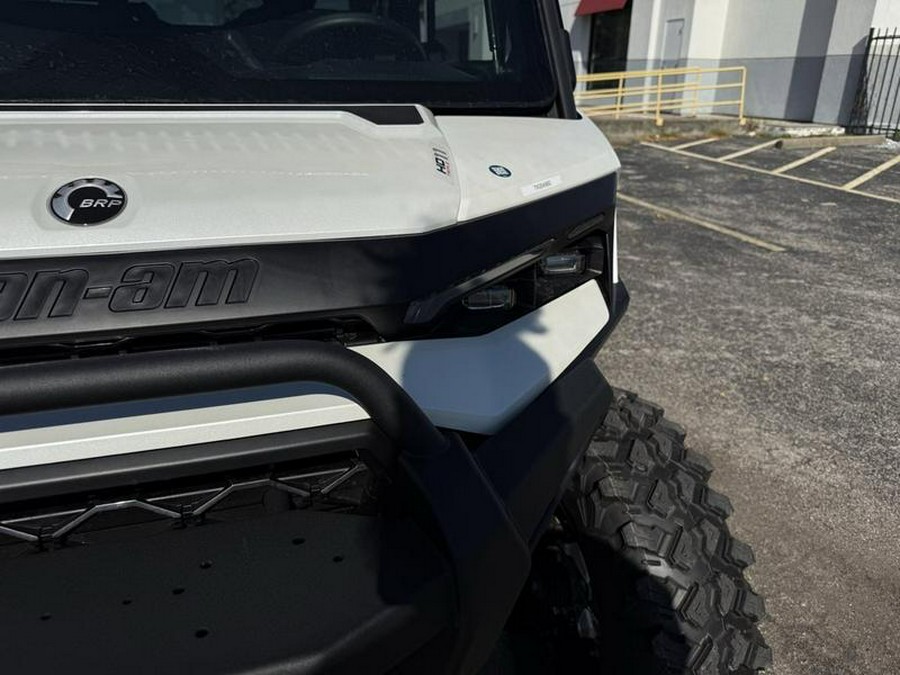 2026 Can-Am® Defender MAX Limited HD11