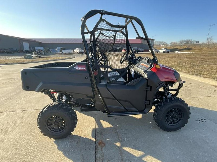 2026 Honda® Pioneer 700 Deluxe Red