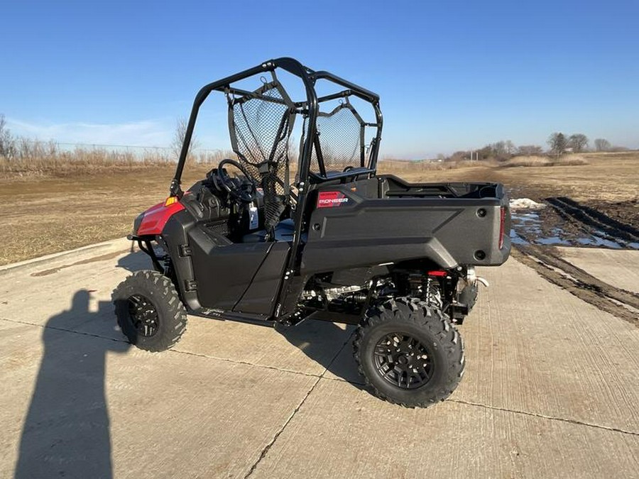 2026 Honda® Pioneer 700 Deluxe Red