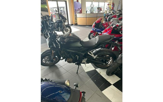 2026 CBR650R E-Clutch - Honda