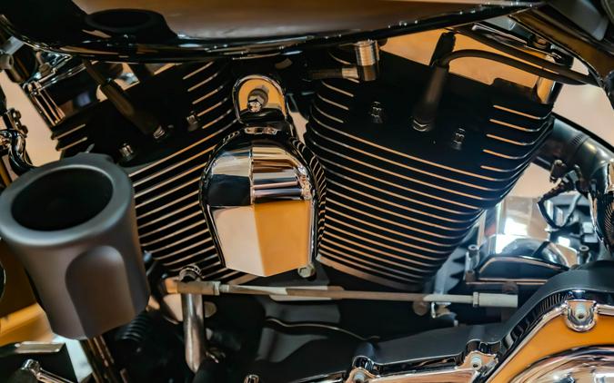 2012 Harley-Davidson Electra Glide Ultra Limited Grand American Touring FLHTK