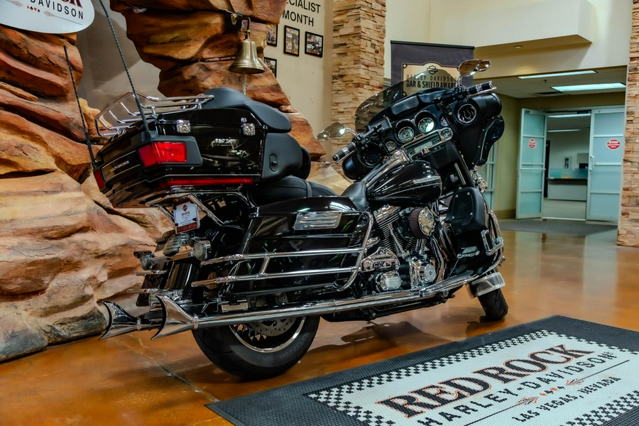 2012 Harley-Davidson Electra Glide Ultra Limited Grand American Touring FLHTK