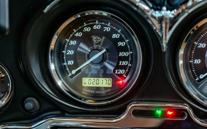 2012 Harley-Davidson Electra Glide Ultra Limited Grand American Touring FLHTK