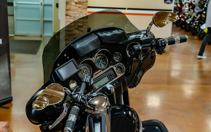 2012 Harley-Davidson Electra Glide Ultra Limited Grand American Touring FLHTK