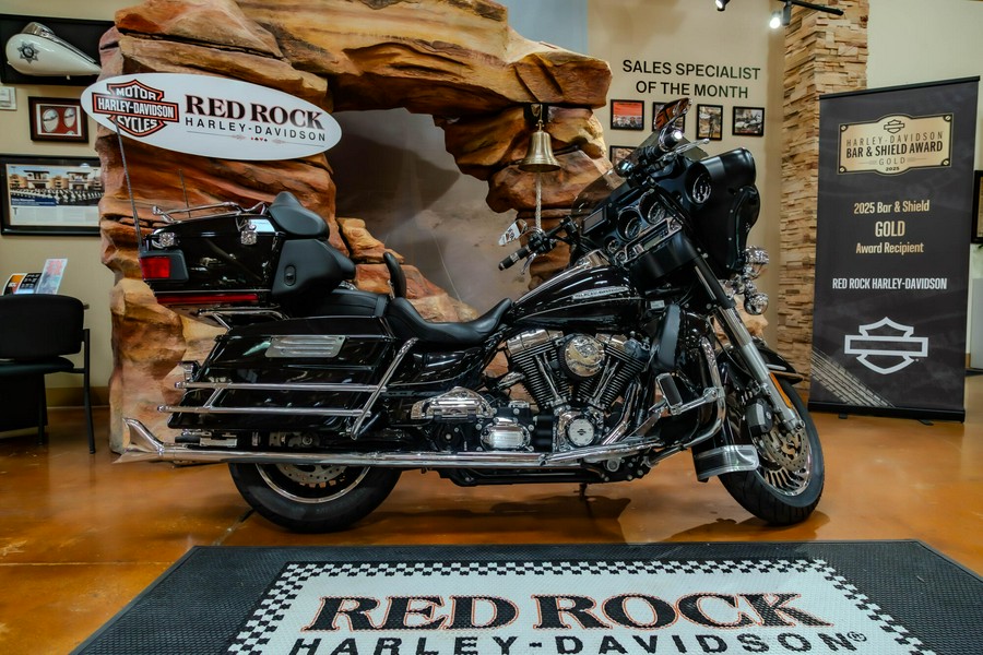 2012 Harley-Davidson Electra Glide Ultra Limited Grand American Touring FLHTK