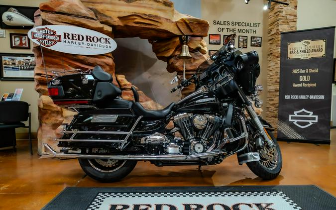 2012 Harley-Davidson Electra Glide Ultra Limited Grand American Touring FLHTK