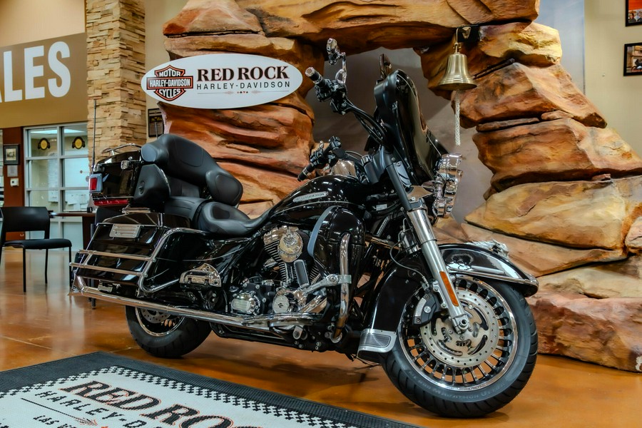 2012 Harley-Davidson Electra Glide Ultra Limited Grand American Touring FLHTK