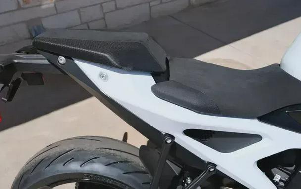 2027 KTM 990 DUKE