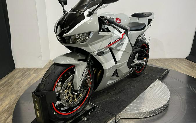 2026 Honda CBR600RR ABS