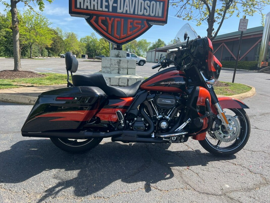 2017 FLHXSE CVO™ Street Glide®