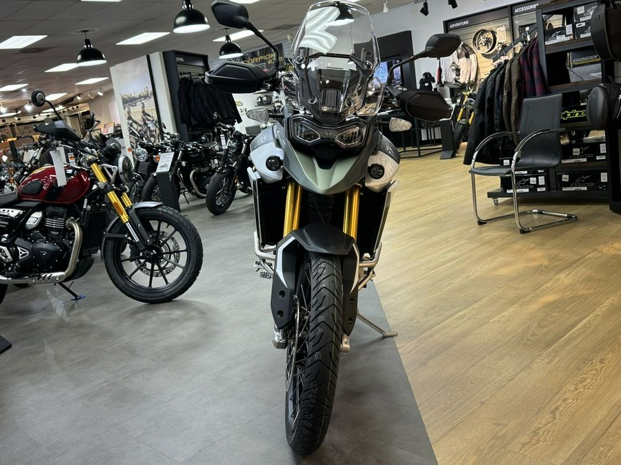 2024 Triumph Tiger 900 Rally Pro Matt Khaki Green / Matt Phantom Black