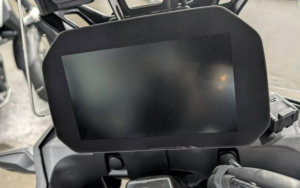 2024 BMW F 900 GS Blackstorm Metallic